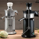IOTA compact commercial juicer extractor